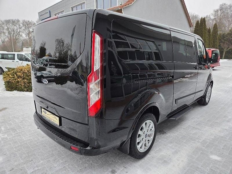 Gebraucht Ford Tourneo Custom 185 PS (136 kW) 2022 Schwarz Van