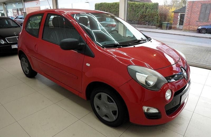 Gebraucht Renault Twingo 75 PS (55 kW) 2012 Rot Kleinwagen
