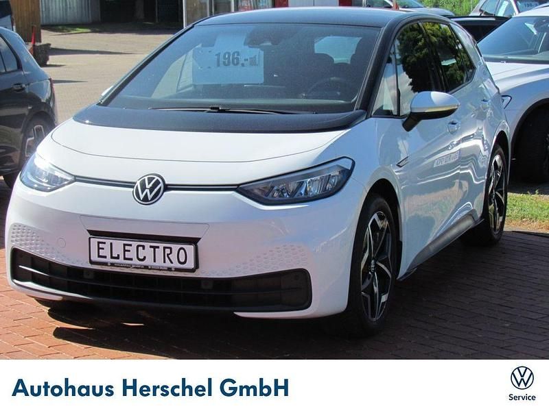 Weiß Gebraucht 2021 VW ID.3 Pro Kleinwagen | 19.990 € (Fairer Preis) - Bild 1/4