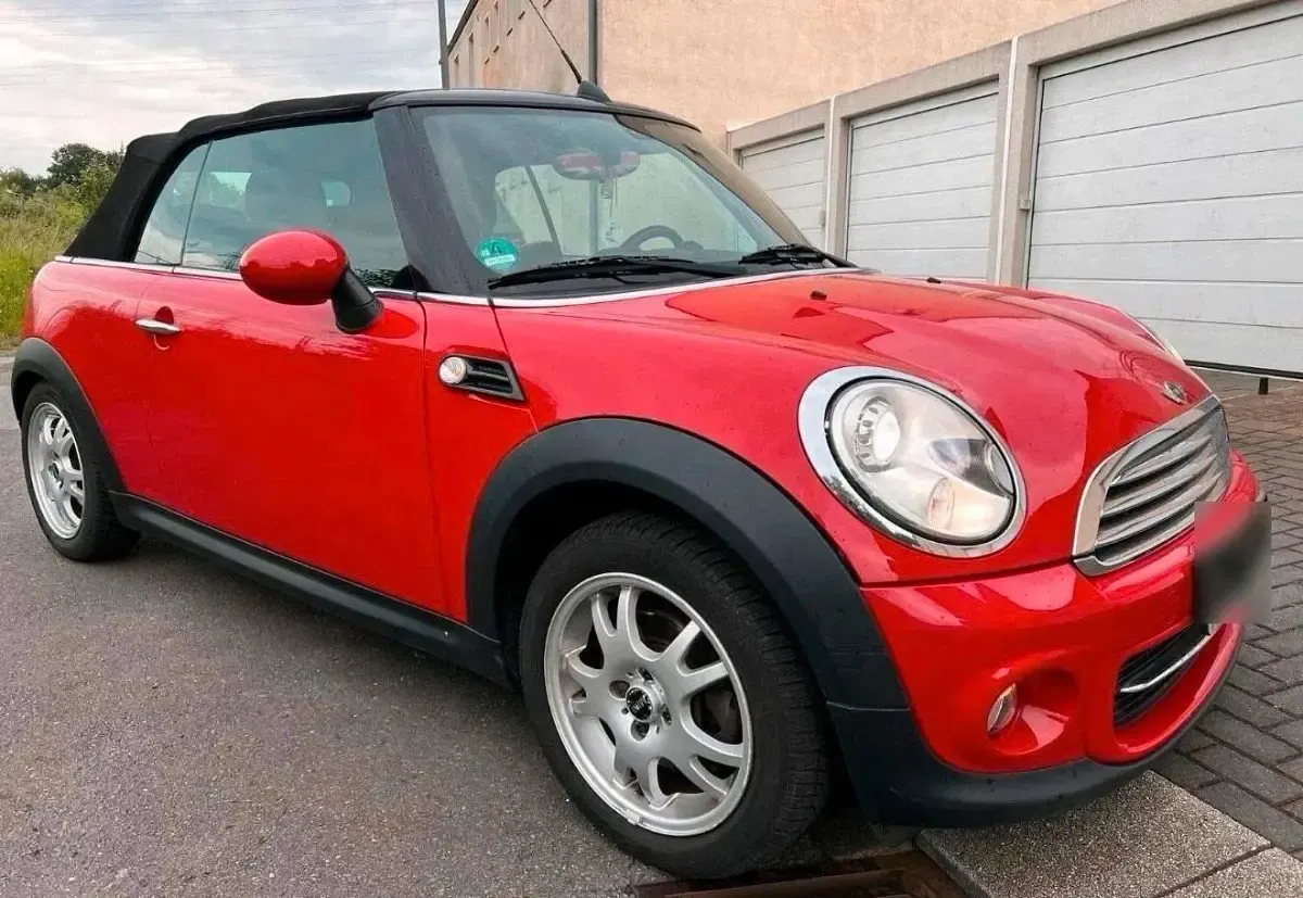Gebraucht Mini Cooper Cabriolet 122 PS (89 kW) 2012 Rot Cabrio