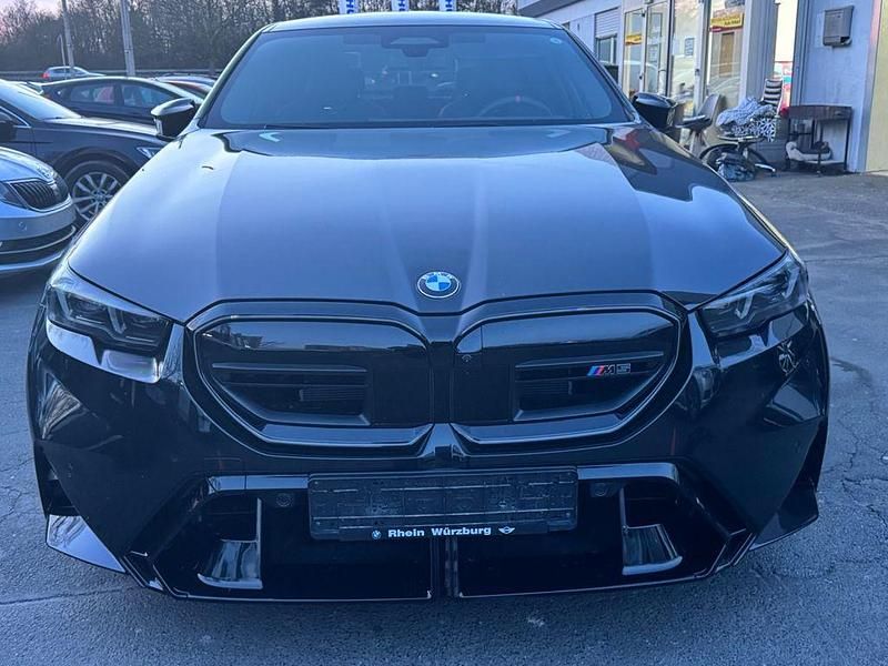 Gebraucht BMW M5 Performance 727 PS (534 kW) 2025 Schwarz Limousine