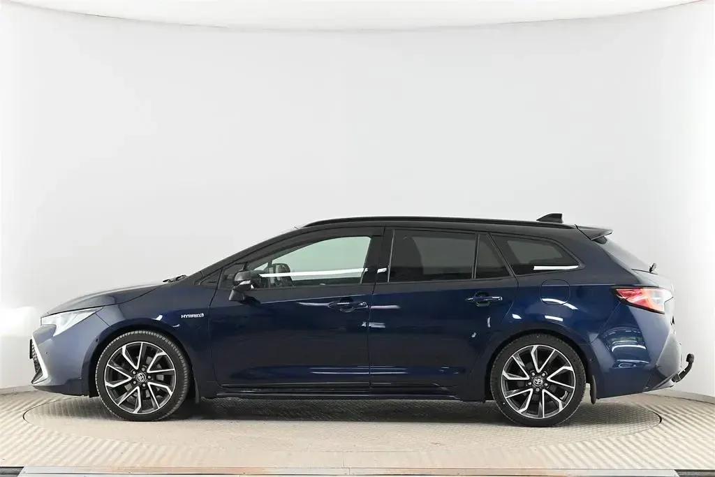 Gebraucht Toyota Corolla Club 152 PS (111 kW) 2021 Schwarz Kombi