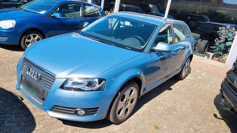 Blau Gebraucht 2009 Audi A3 Sportback Kleinwagen | 4.999 € (Fairer Preis) - Bild 1/4
