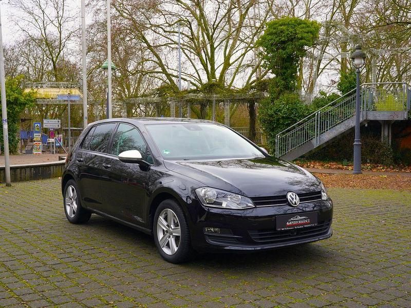Gebraucht VW Golf VII R 105 PS (77 kW) 2013 Schwarz Limousine