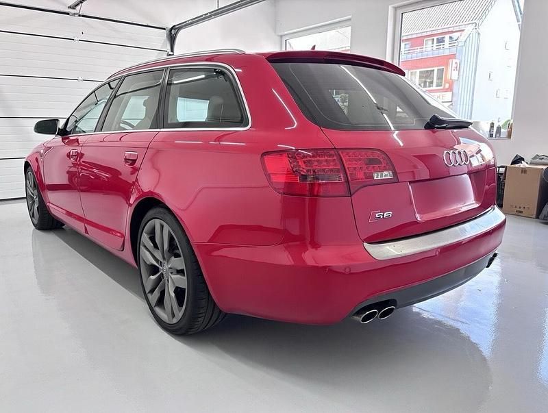 Gebraucht Audi S6 435 PS (319 kW) 2006 Rot Kombi