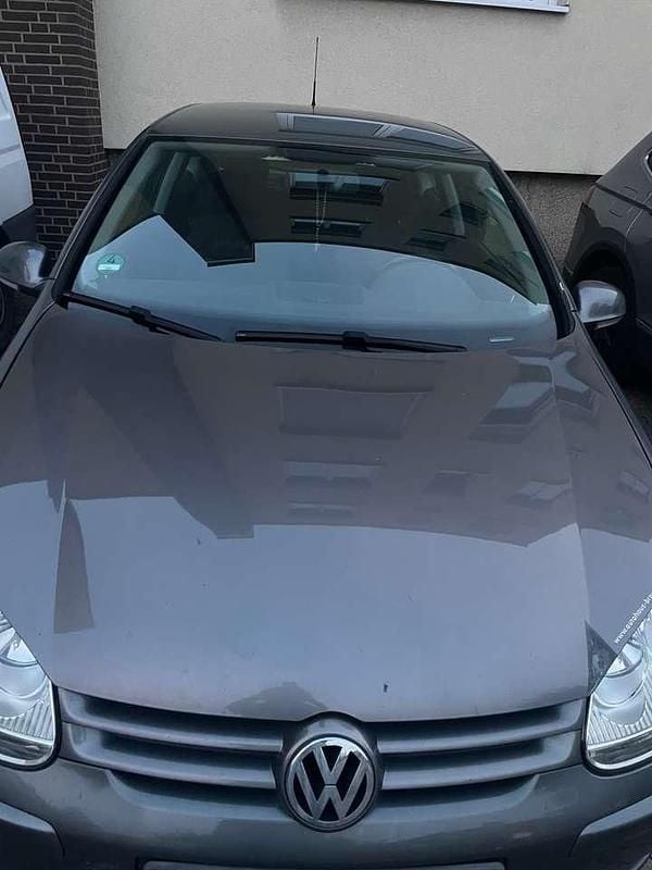 Grau Gebraucht 2006 VW Golf V Goal Limousine | 1.000 € (Superpreis) - Bild 1/3