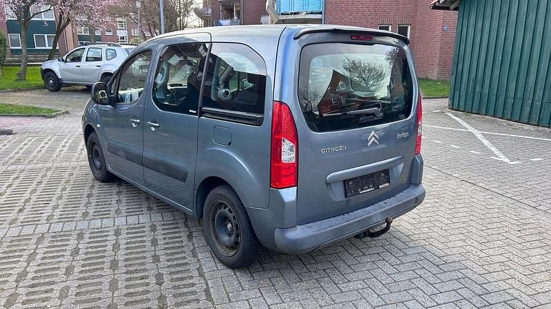 Gebraucht Citroën Berlingo 109 PS (80 kW) 2009 Grau Van / Kleinbus
