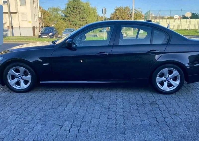 Gebraucht 2010 BMW 320 Limousine | 3.600 € (Guter Preis) - Bild 1/2