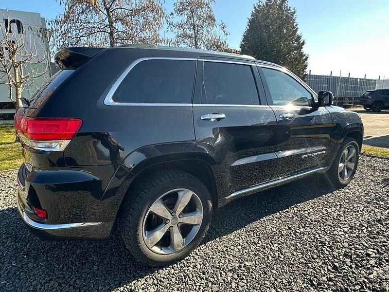 Gebraucht Jeep Grand Cherokee Summit 250 PS (183 kW) 2016 Brilliant black perleffekt SUV