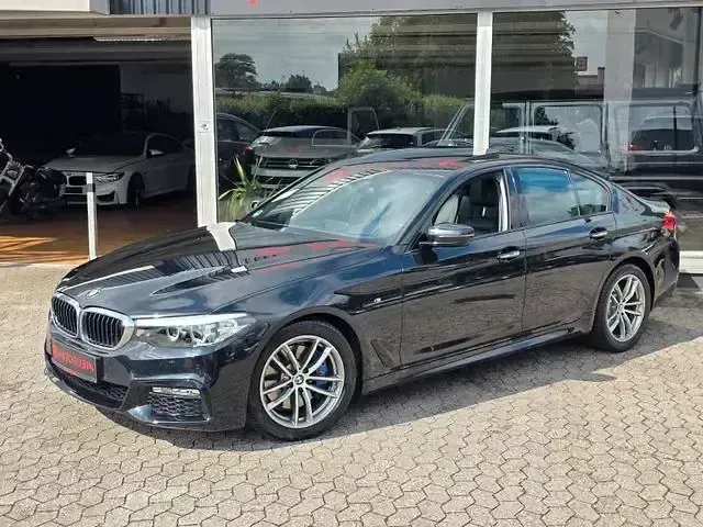 Gebraucht BMW 530 M Sport 252 PS (185 kW) 2017 Schwarz Limousine
