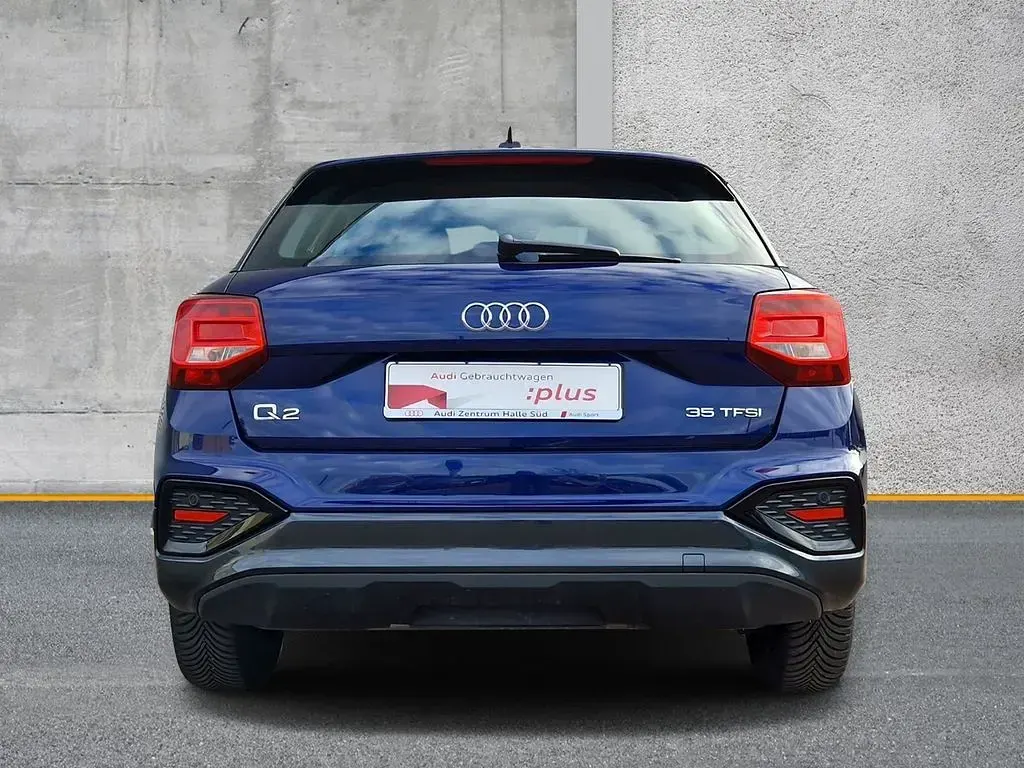 Gebraucht Audi Q2 Advanced 150 PS (110 kW) 2022 Blau SUV