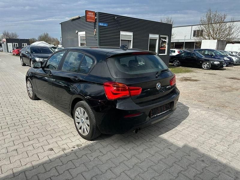 Gebraucht BMW 116 116 PS (85 kW) 2015 Schwarz Kleinwagen