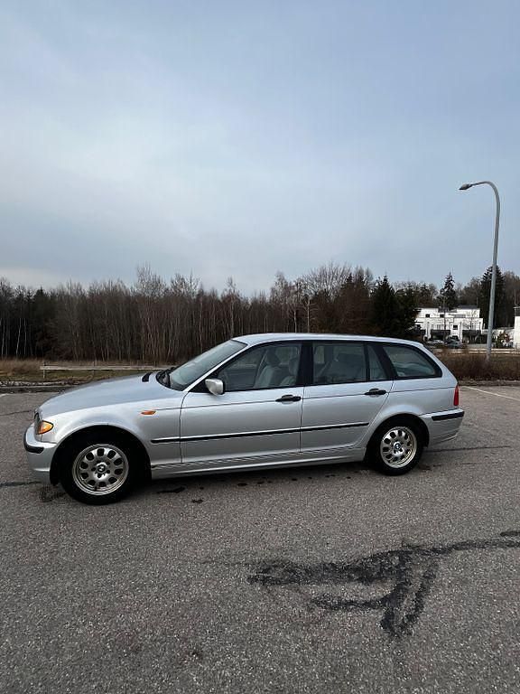 Gebraucht BMW 316 116 PS (85 kW) 2004 Silber Kombi