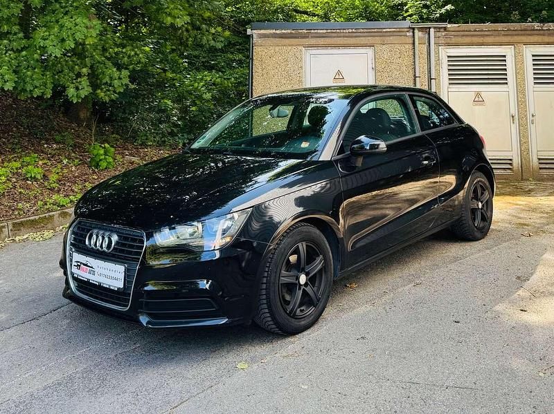 Phantomschwarz Gebraucht 2012 Audi A1 Attraction Kleinwagen | 4.950 € (Fairer Preis) - Bild 1/4