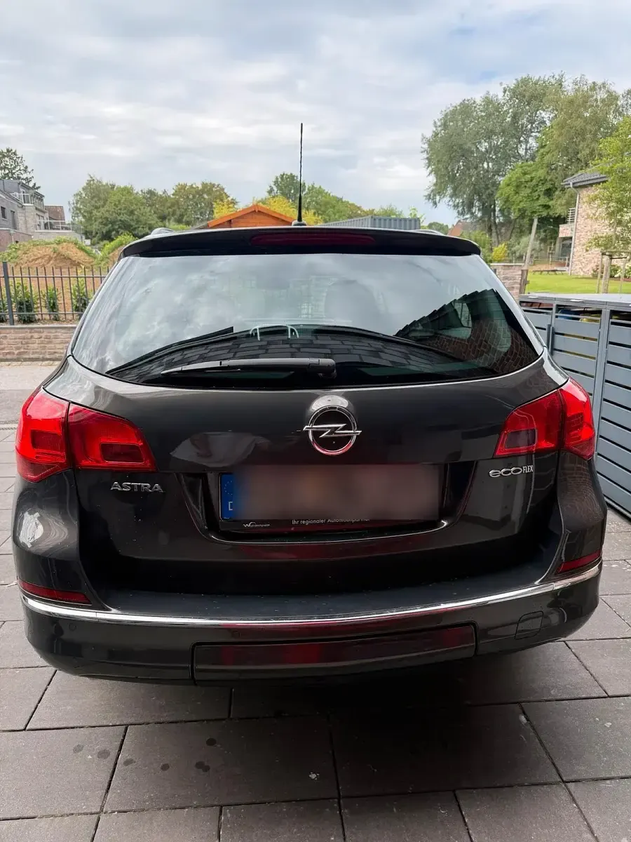 Gebraucht Opel Astra Style 120 PS (88 kW) 2015 Grau Kombi