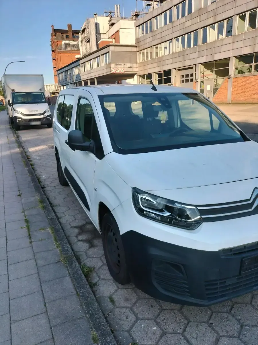 Gebraucht Citroën Berlingo 131 PS (96 kW) 2020 Weiß Van / Kleinbus
