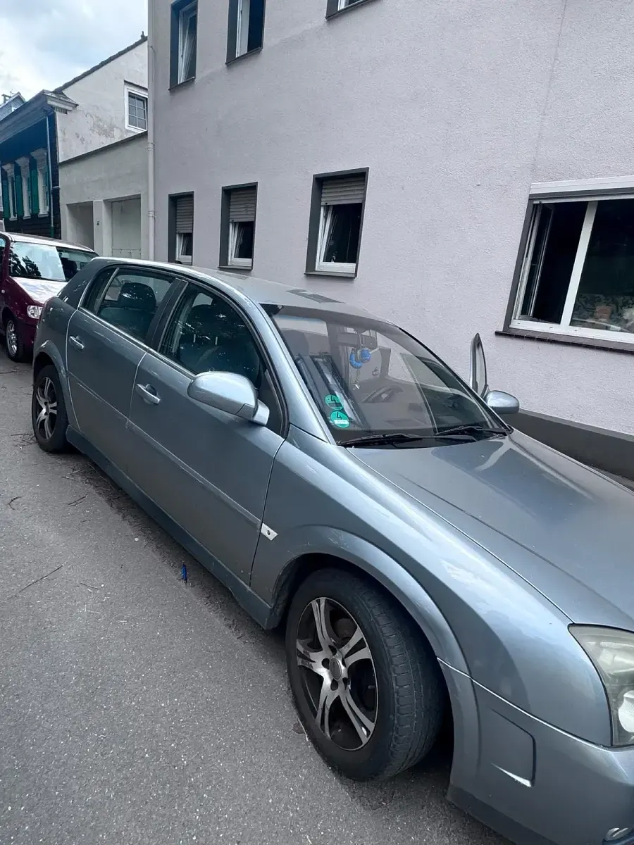 Gebraucht Opel Signum 155 PS (114 kW) 2004 Silber Kleinwagen