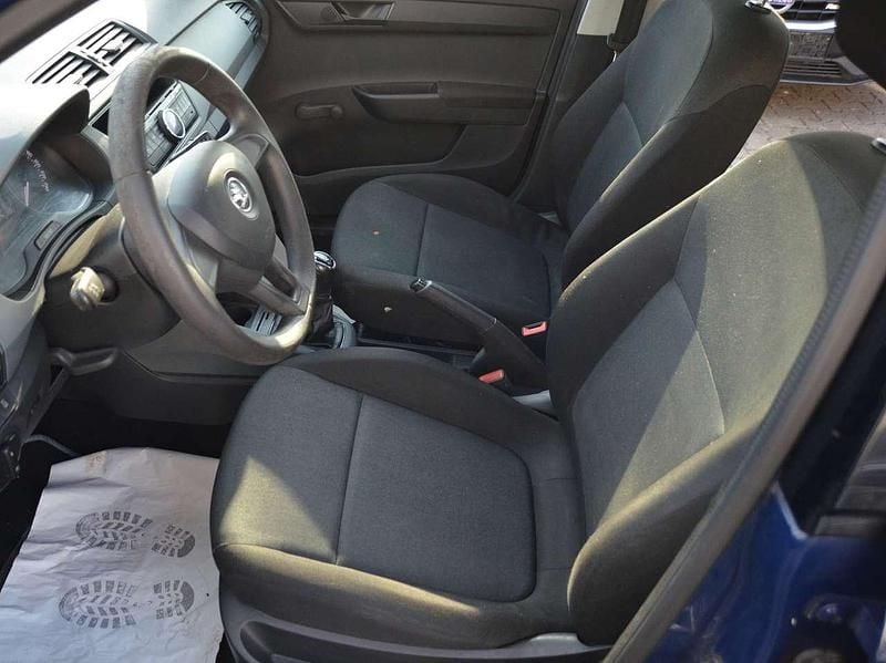 Gebraucht Skoda Fabia Active 75 PS (55 kW) 2015 Pacificblau Kleinwagen