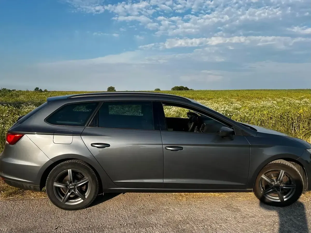 Gebraucht Seat Leon 110 PS (80 kW) 2015 Grau Kombi
