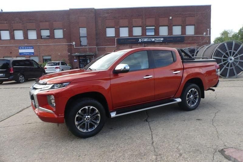 Orange Gebraucht 2021 Mitsubishi L200 Edition Abholung | 26.950 € (Guter Preis) - Bild 1/4