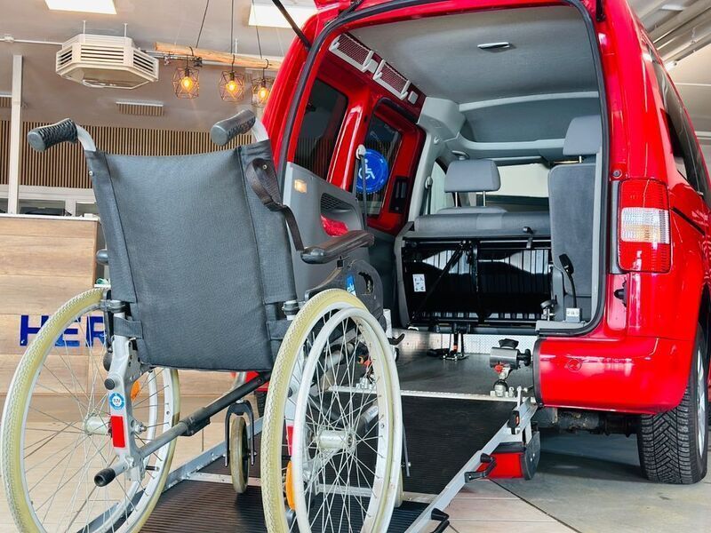 Gebraucht VW Caddy 102 PS (75 kW) 2009 Silber Van / Kleinbus