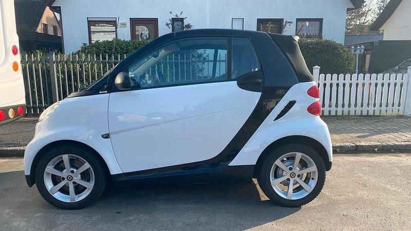 Gebraucht Smart ForTwo Cabrio Pulse 52 PS (38 kW) 2009 Weiß Cabrio