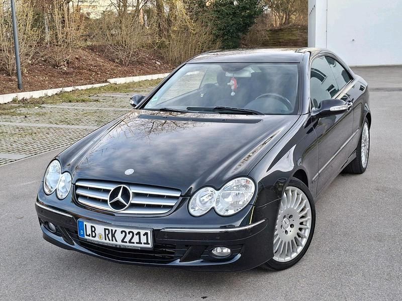 Gebraucht Mercedes CLK200 163 PS (119 kW) 2006 Schwarz Coupé