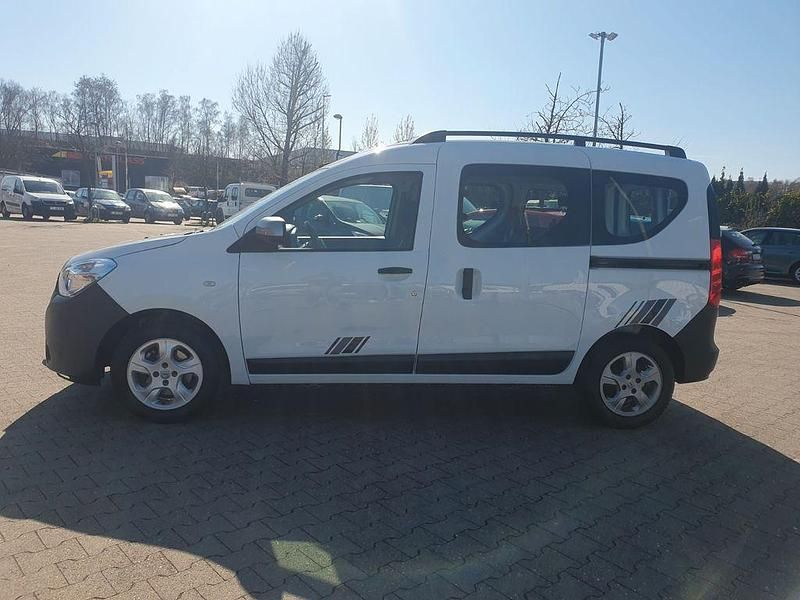 Gebraucht Dacia Dokker Celebration 116 PS (85 kW) 2016 Weiß Van / Kleinbus