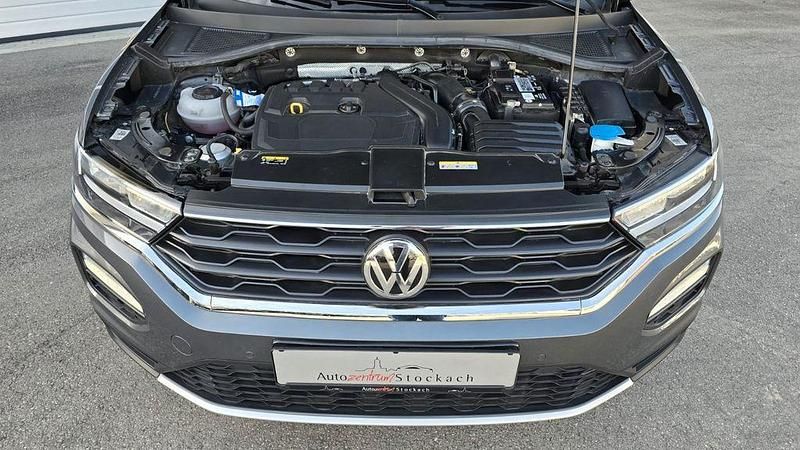 Gebraucht VW T-Roc Style 150 PS (110 kW) 2020 Grau SUV