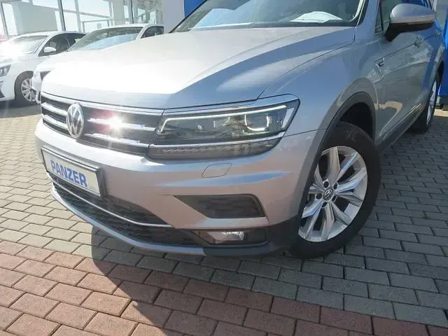 Gebraucht VW Tiguan Allspace Highline 150 PS (110 kW) 2021 Silber SUV