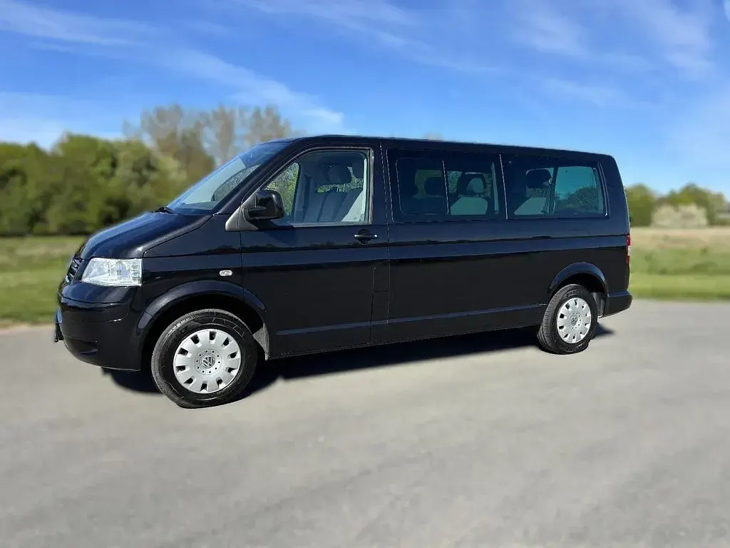 Gebraucht VW Caravelle Comfortline 102 PS (75 kW) 2008 Schwarz Van