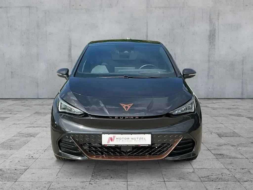 Gebraucht Cupra Born 150 kW (204 PS) 2022 Quasargrau Kleinwagen