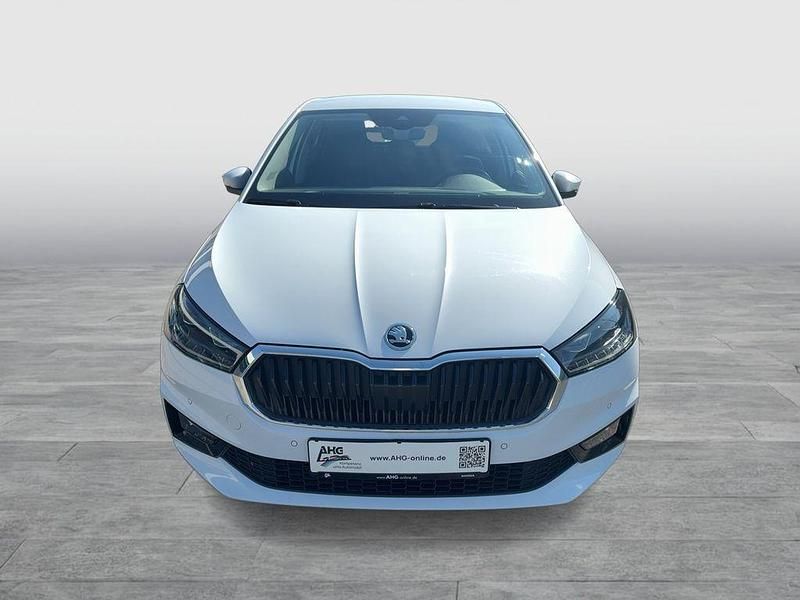 Gebraucht Skoda Fabia Selection 116 PS (85 kW) 2025 Moonweiß perleffekt Kleinwagen