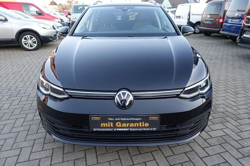 Gebraucht VW Golf VIII 150 PS (110 kW) 2021 Schwarz Limousine