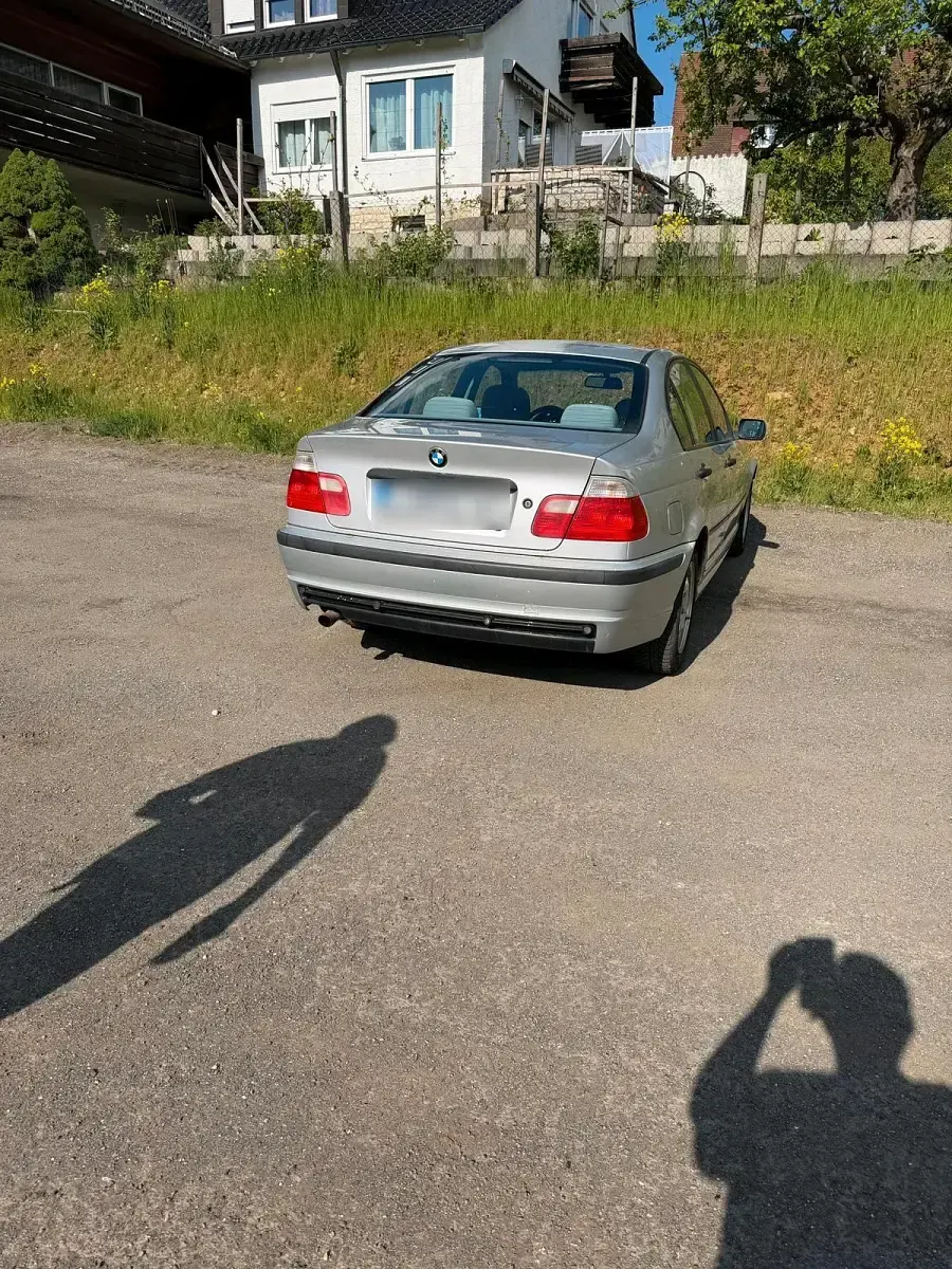 Gebraucht BMW 316 2001 Grau Limousine