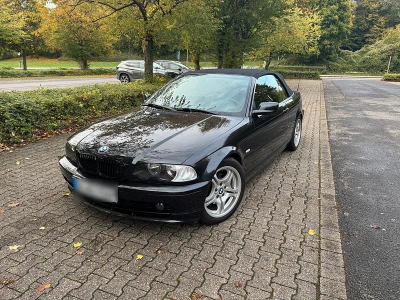 Schwarz Gebraucht 2000 BMW 323 Cabriolet Basis Cabrio | 5.299 € (Fairer Preis) - Bild 1/4