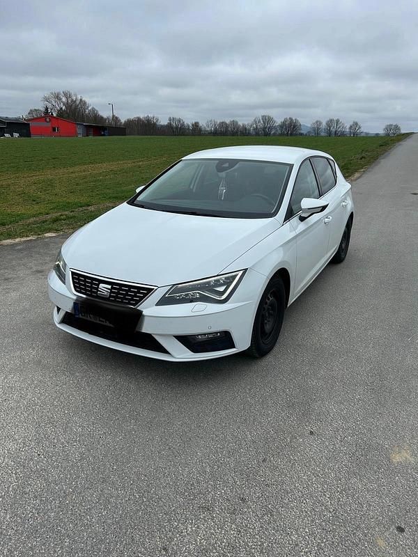 Gebraucht Seat Leon 150 PS (110 kW) 2019 Weiß Limousine