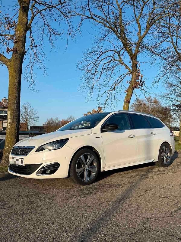 Gebraucht Peugeot 308 GT-line 150 PS (110 kW) 2015 Weiß Kombi