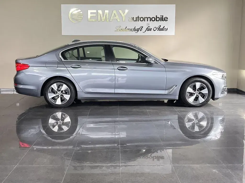 Gebraucht BMW 520 184 PS (135 kW) 2019 Grau Limousine