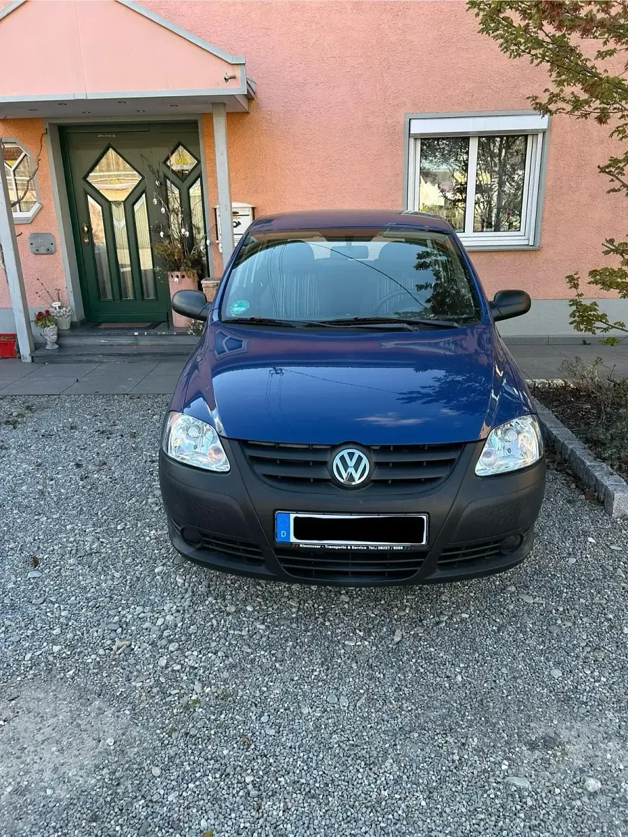 Gebraucht VW Fox 54 PS (39 kW) 2007 Blau Kleinwagen