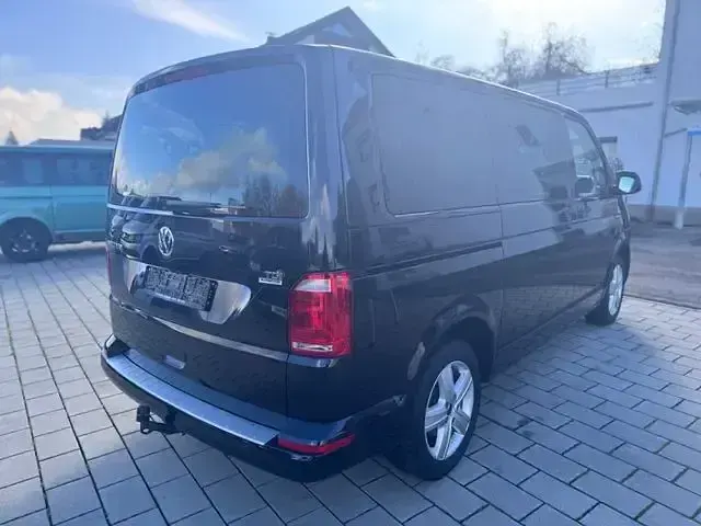 Used VW Multivan 150 HP (110 kW) 2018 Andere Minivan