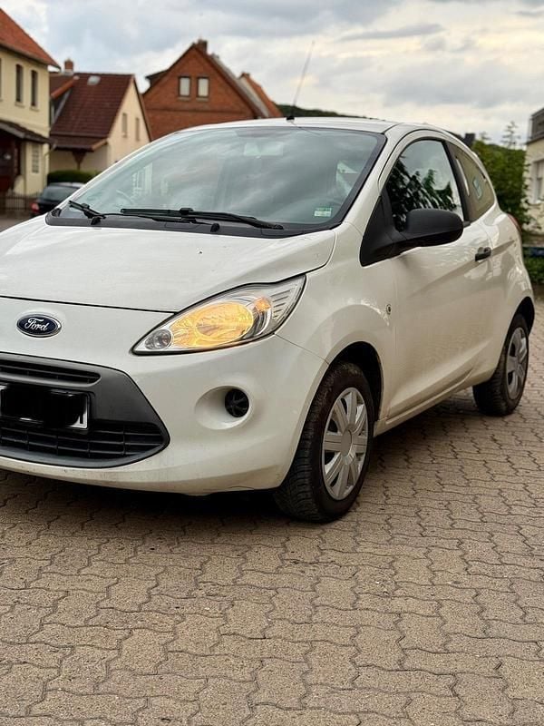 Weiß Gebraucht 2011 Ford Ka Kleinwagen | 1.800 € (Guter Preis) - Bild 1/4
