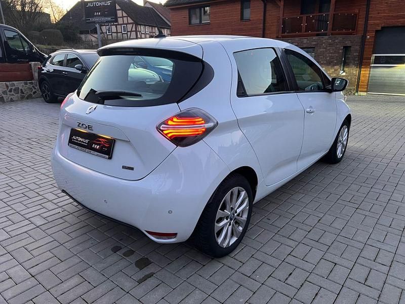 Gebraucht Renault Zoe 50 kW (69 PS) 2020 Weiß Kleinwagen