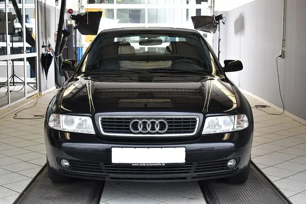 Occasion Audi A4 101 ch (74 kW) 1999 Noir Berline