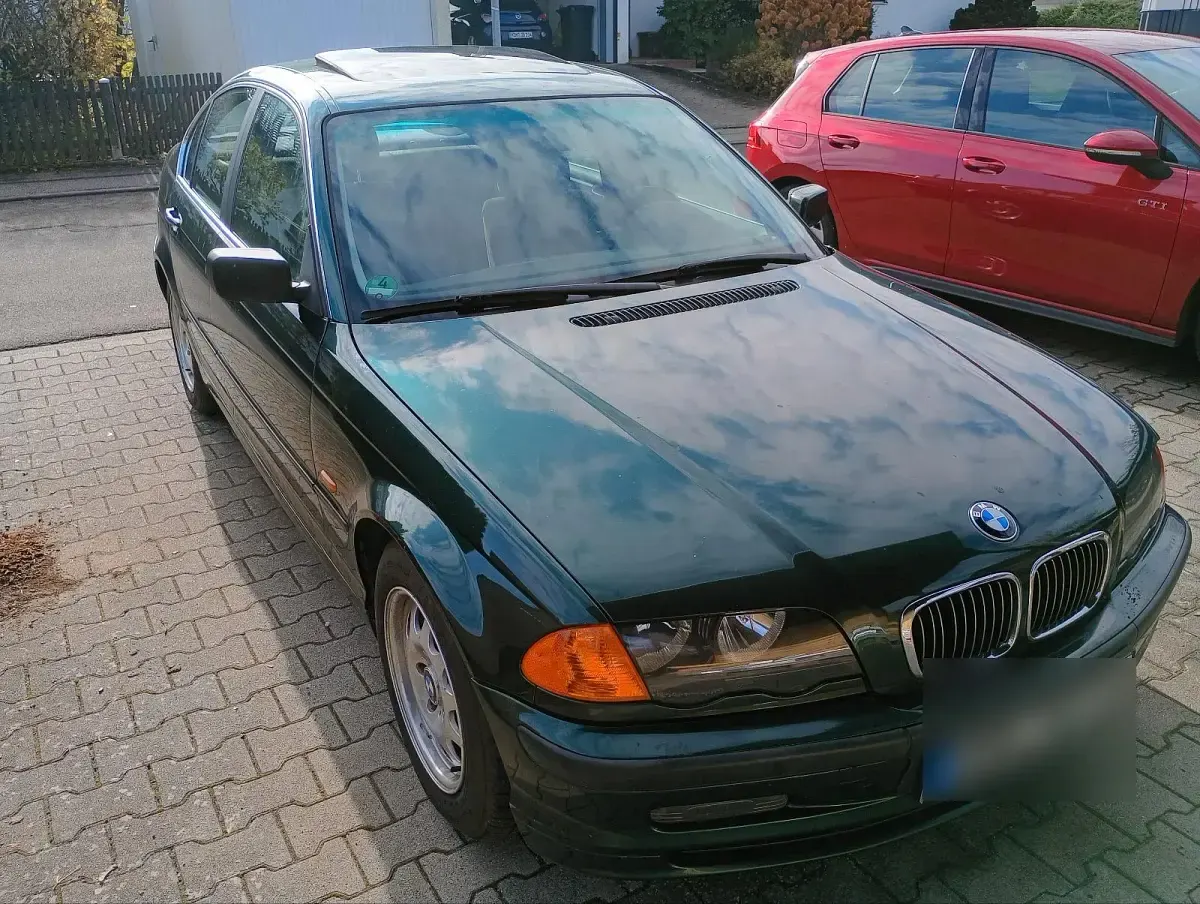 Gebraucht BMW 320 150 PS (110 kW) 1998 Grün Limousine