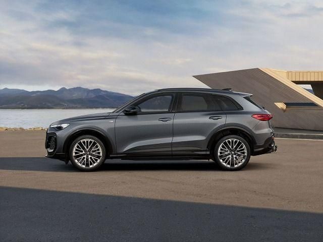 Neu Audi Q5 S-Line 299 PS (219 kW) 2025 Grau SUV