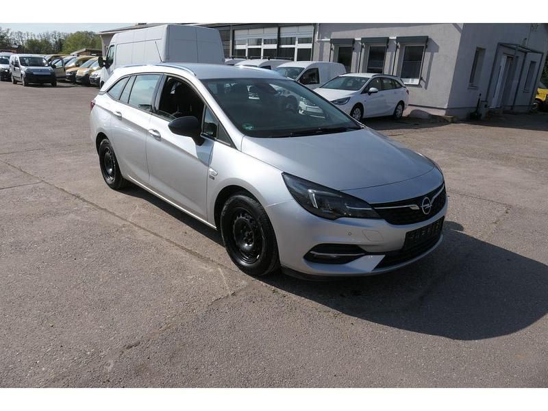 Gebraucht Opel Astra Edition 122 PS (89 kW) 2020 Argon silber/ice silv (metallic) Kombi