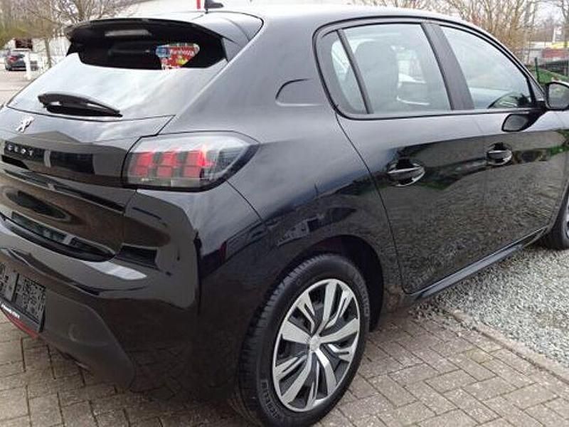 Second-hand Peugeot 208 Active 75 CP (55 kW) 2021 Negru Hatchback
