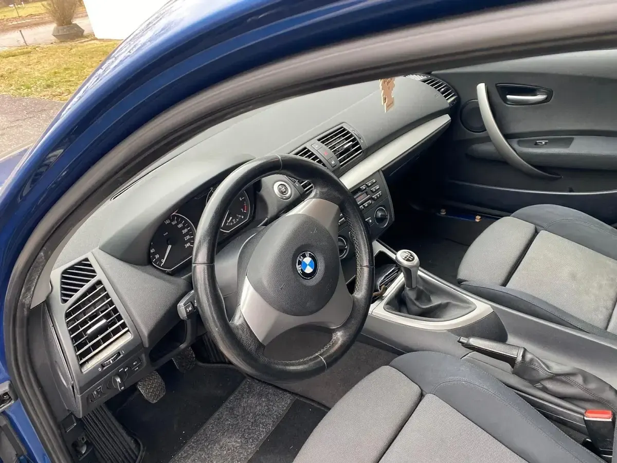 Gebraucht BMW 116 Performance 122 PS (89 kW) 2005 Schwarz Kleinwagen