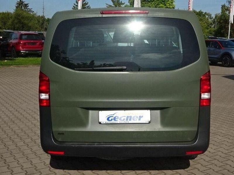 Gebraucht Mercedes Vito 163 PS (119 kW) 2017 Granitgrün Van
